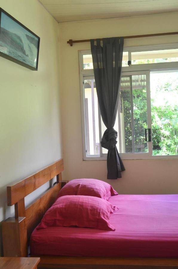 Fare Om Hotel Pihaena Exterior foto